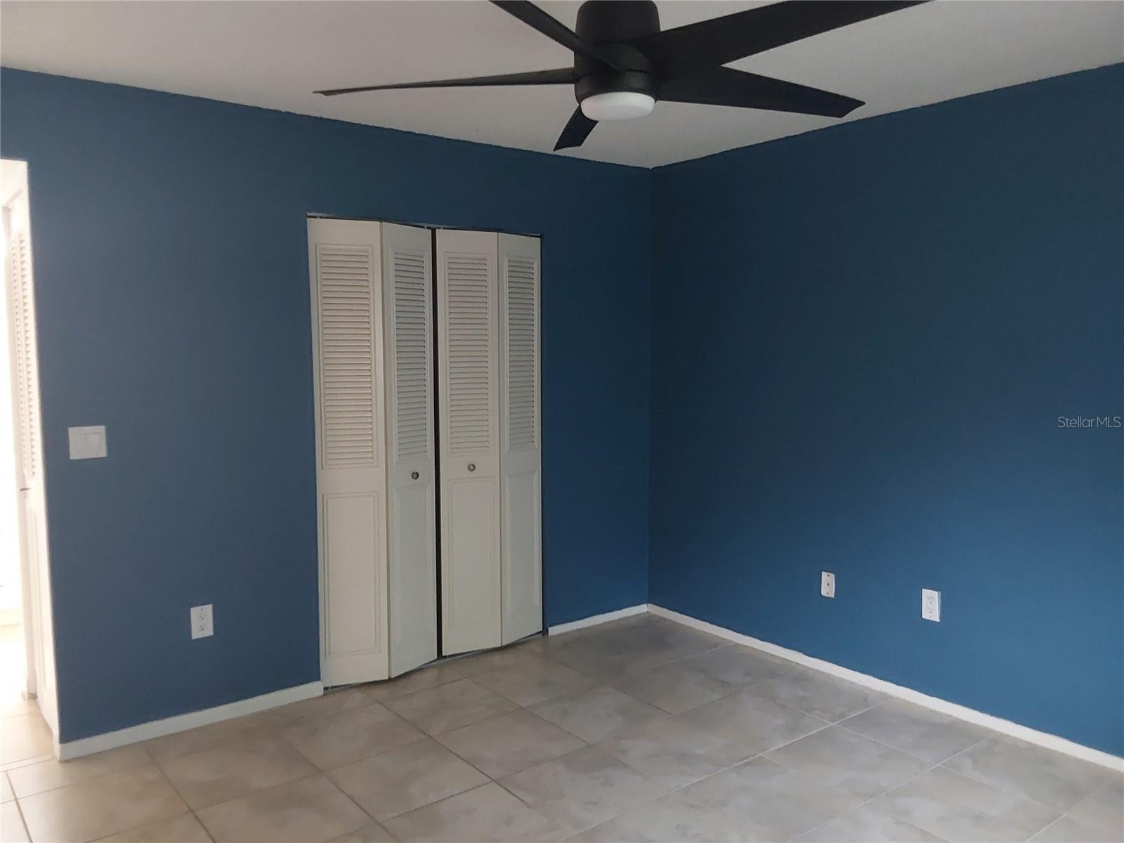 4210 IRONWOOD CIR #107J