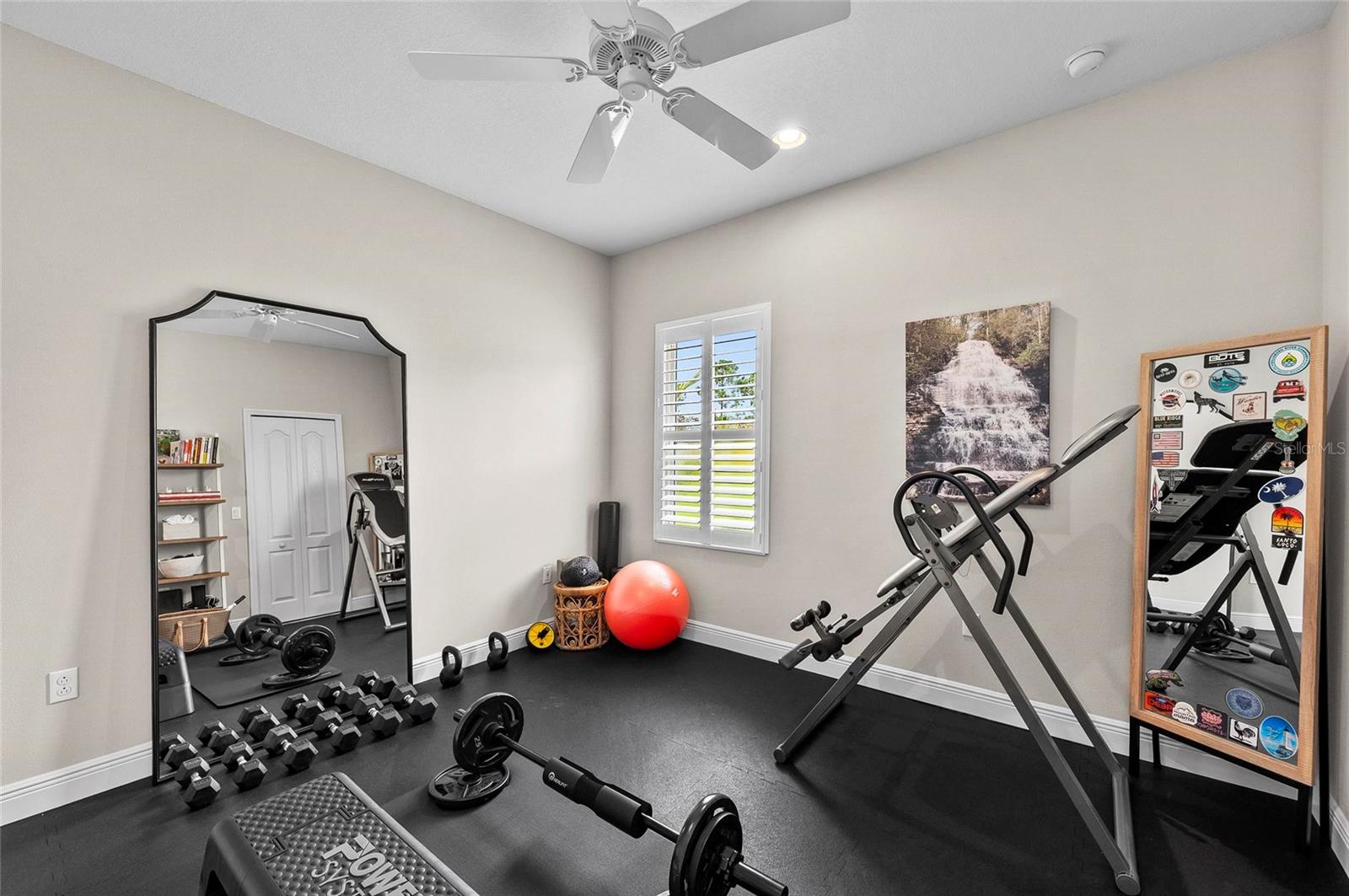 6908 WHITE WILLOW CT