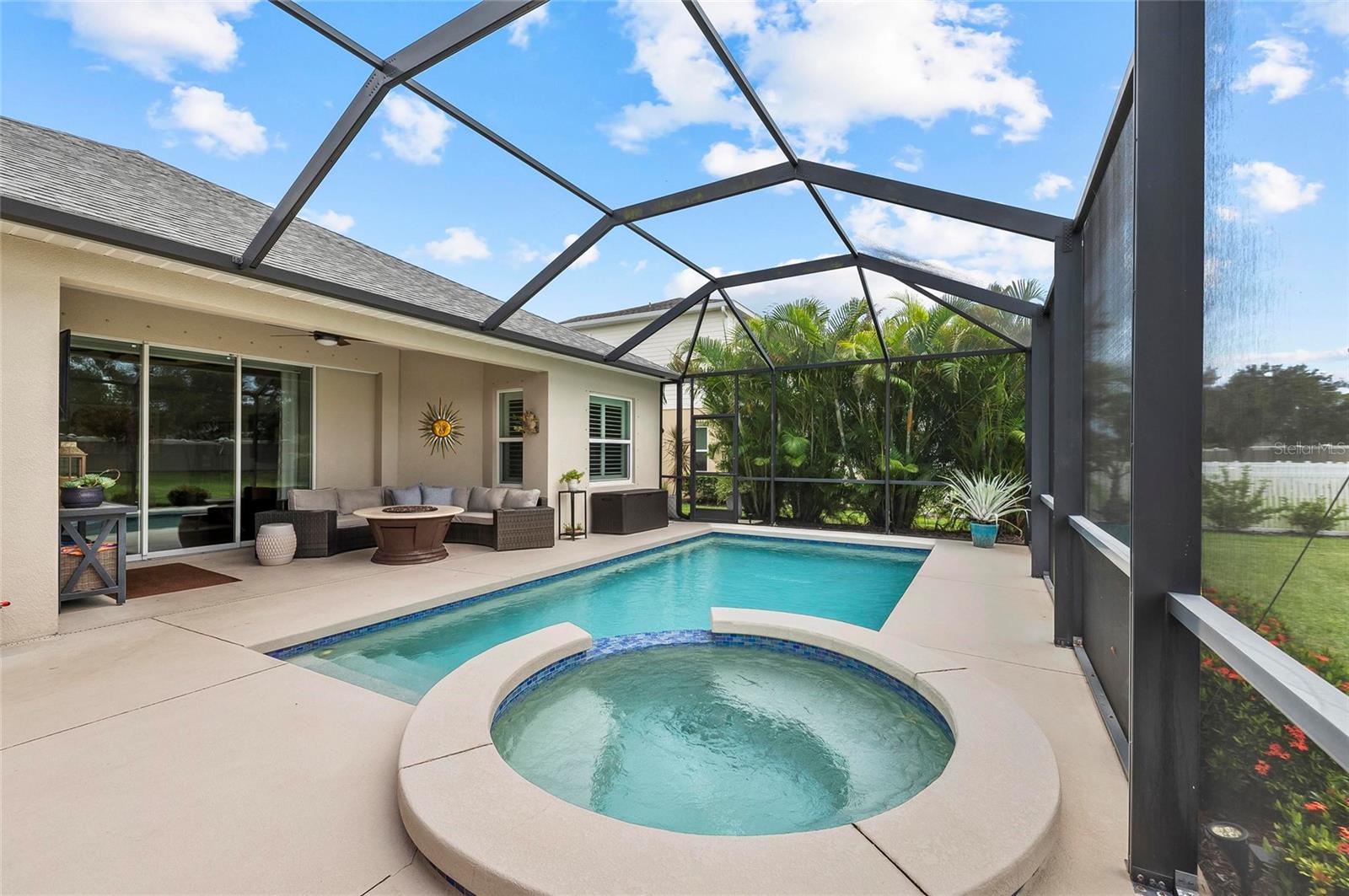 6908 WHITE WILLOW CT