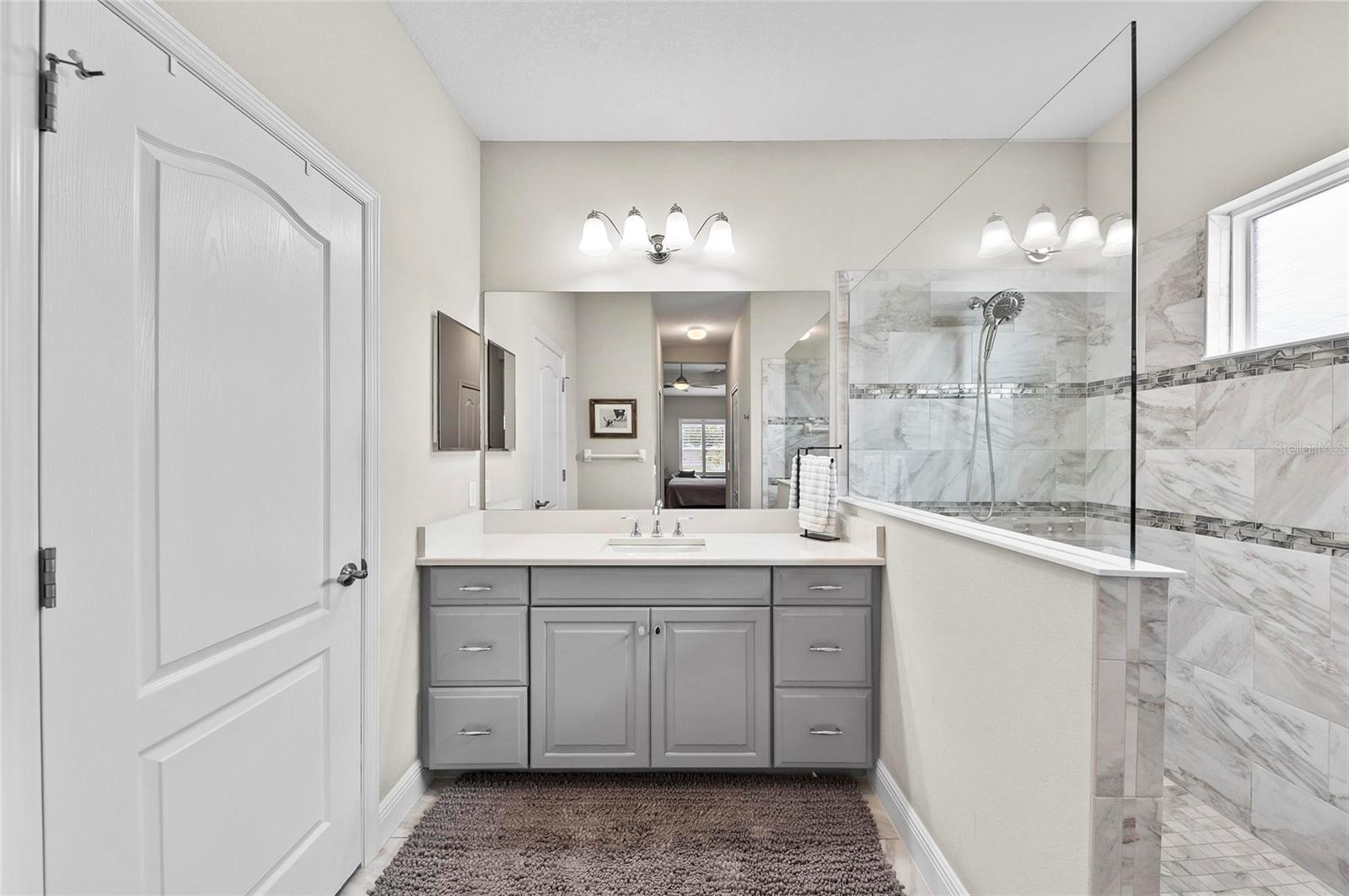 6908 WHITE WILLOW CT