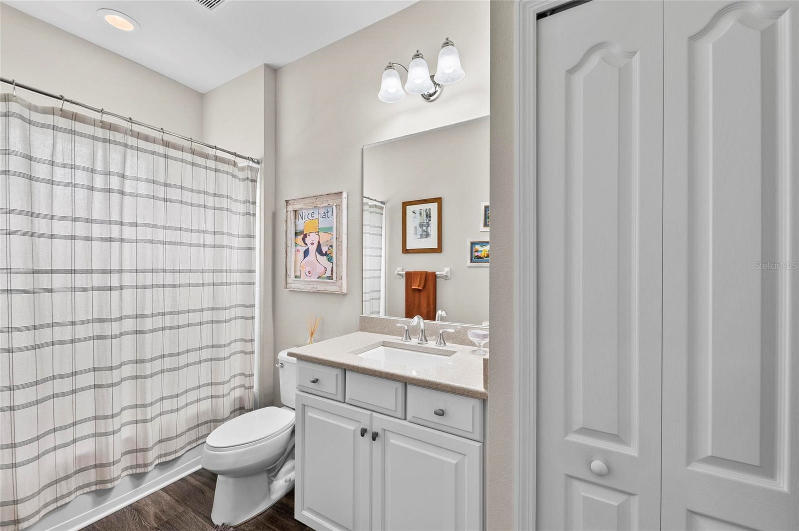 6908 WHITE WILLOW CT