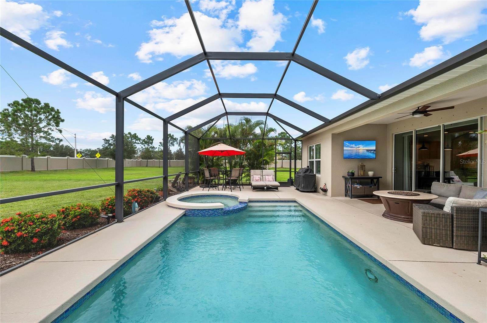 6908 WHITE WILLOW CT