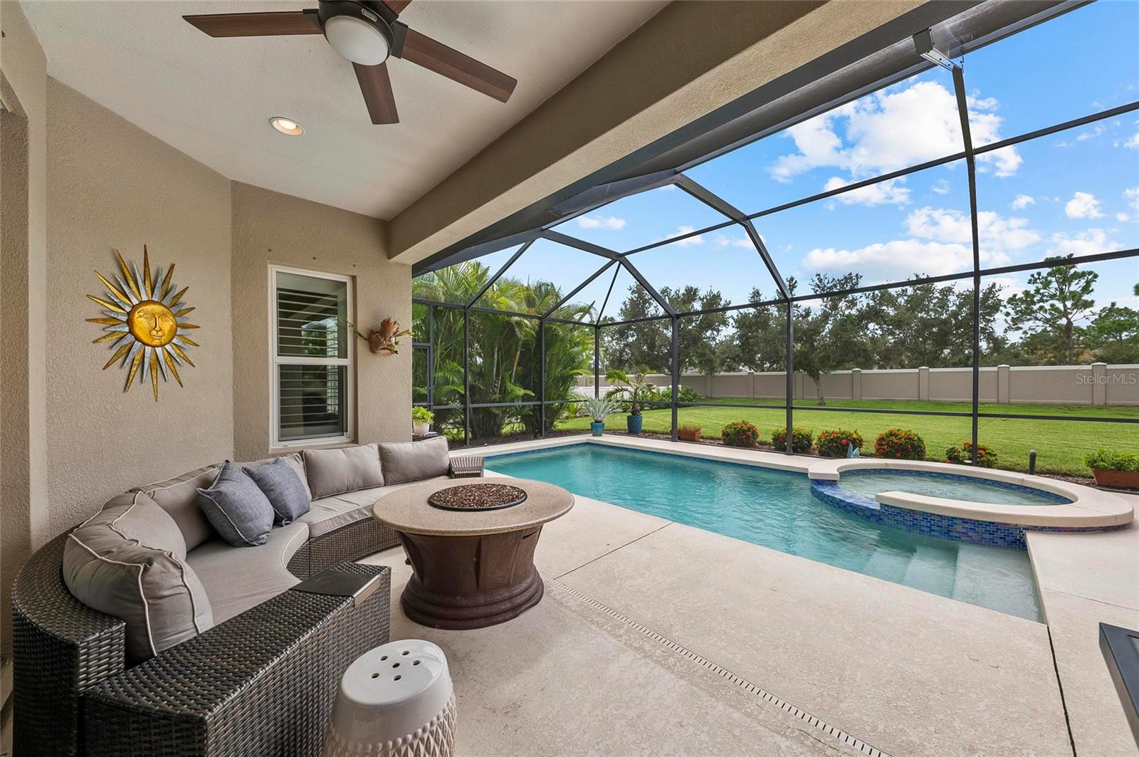 6908 WHITE WILLOW CT