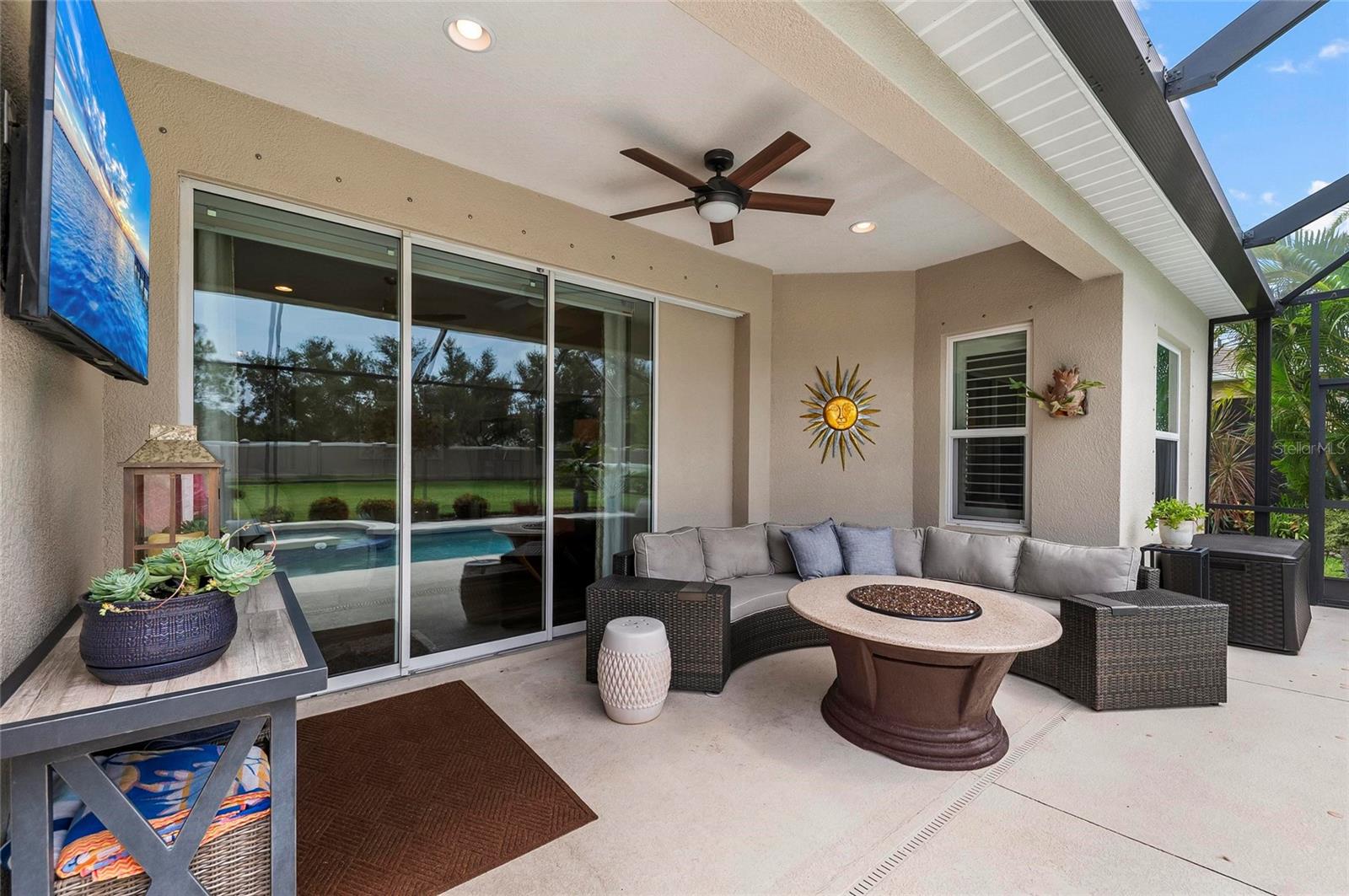 6908 WHITE WILLOW CT