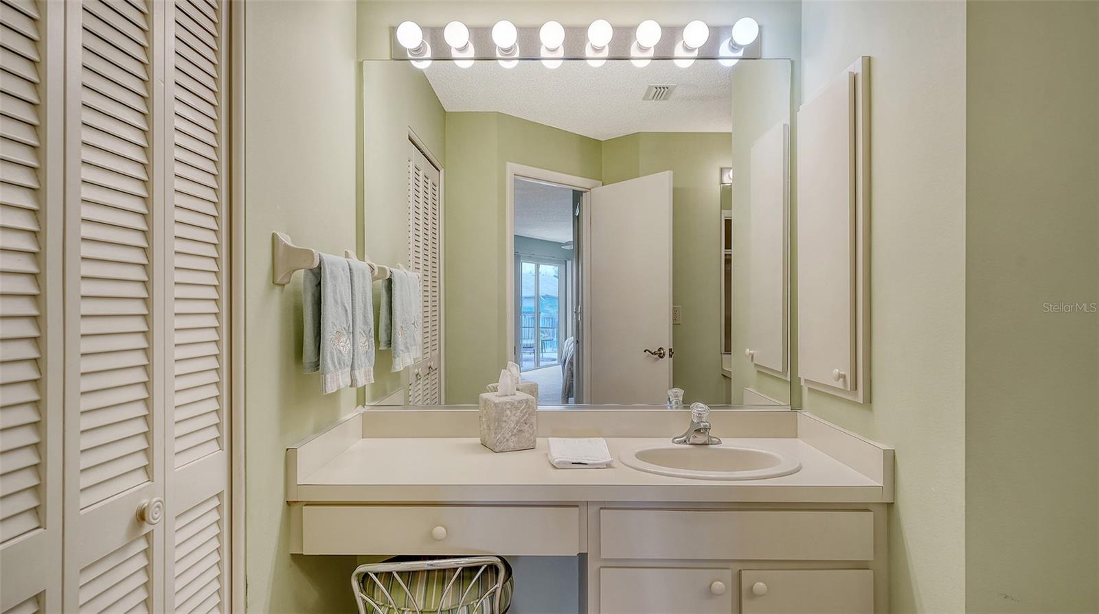 5366 CHRISTIE ANN PL #19