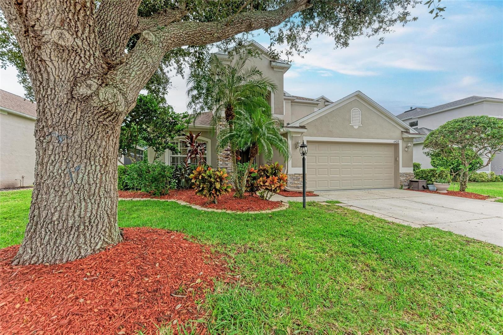 6422 BLUE GROSBEAK CIR