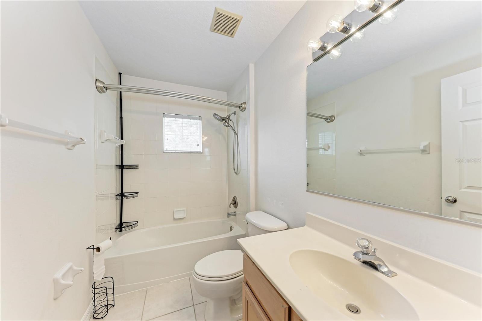 6422 BLUE GROSBEAK CIR