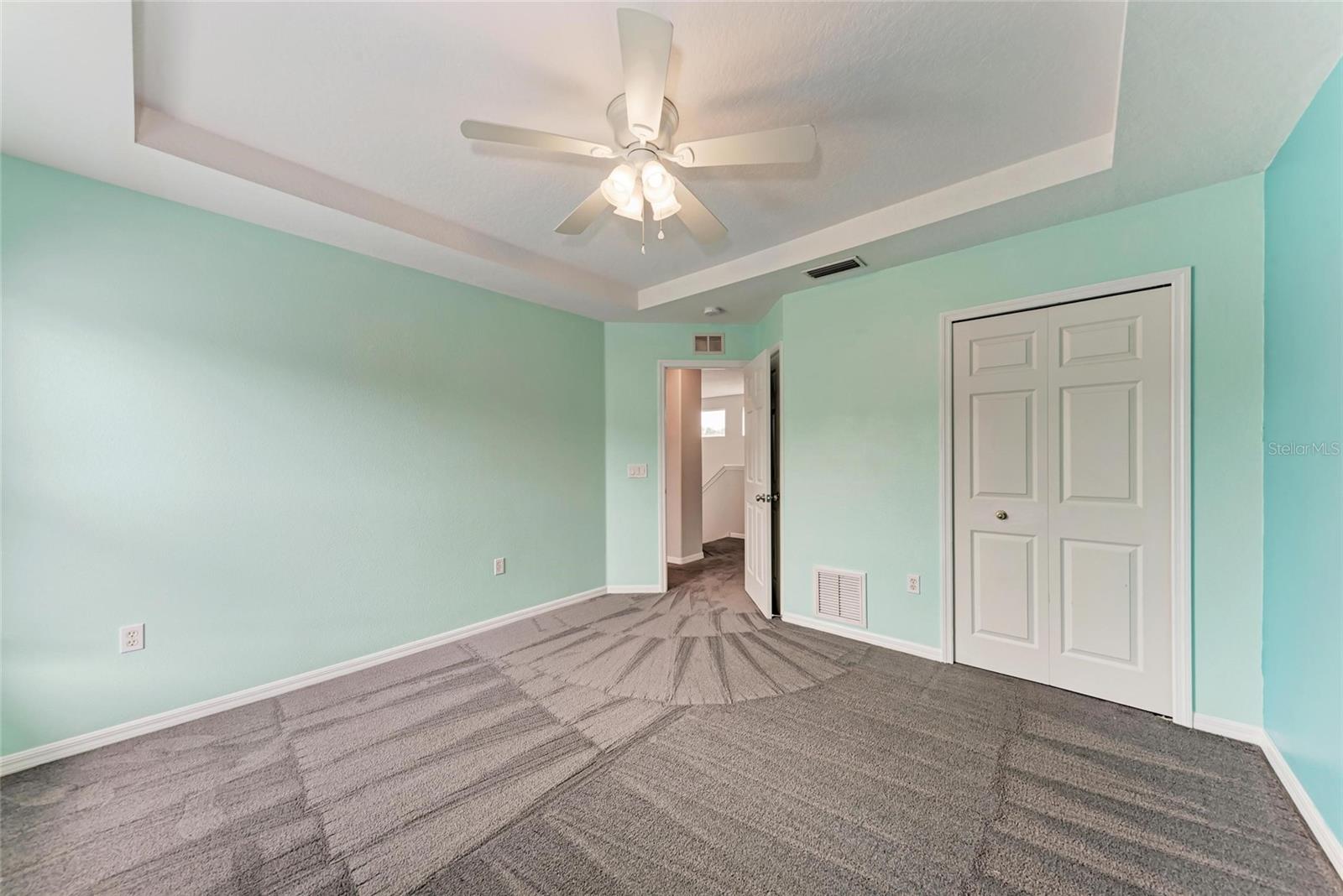 6422 BLUE GROSBEAK CIR