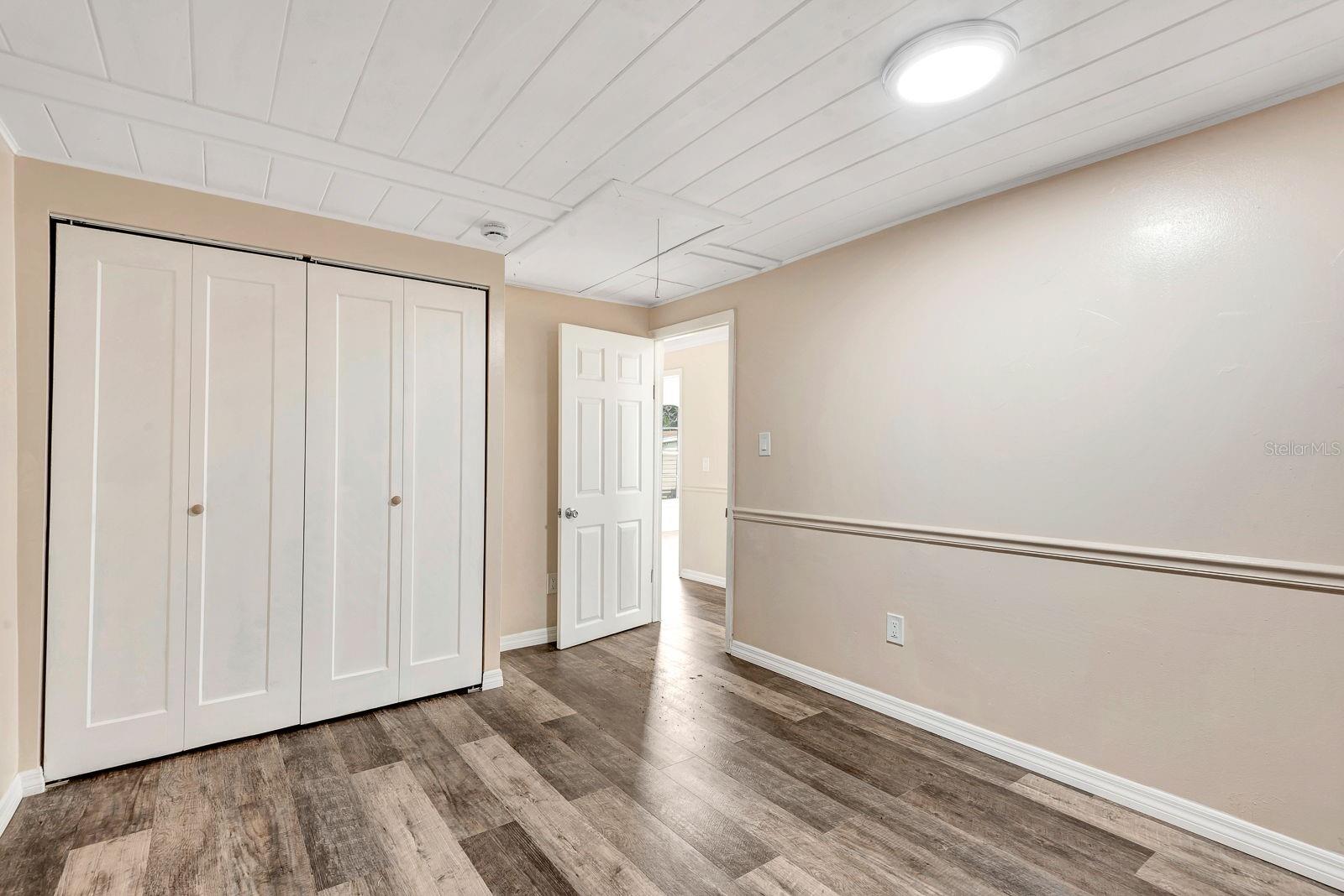 806 3RD AVE W