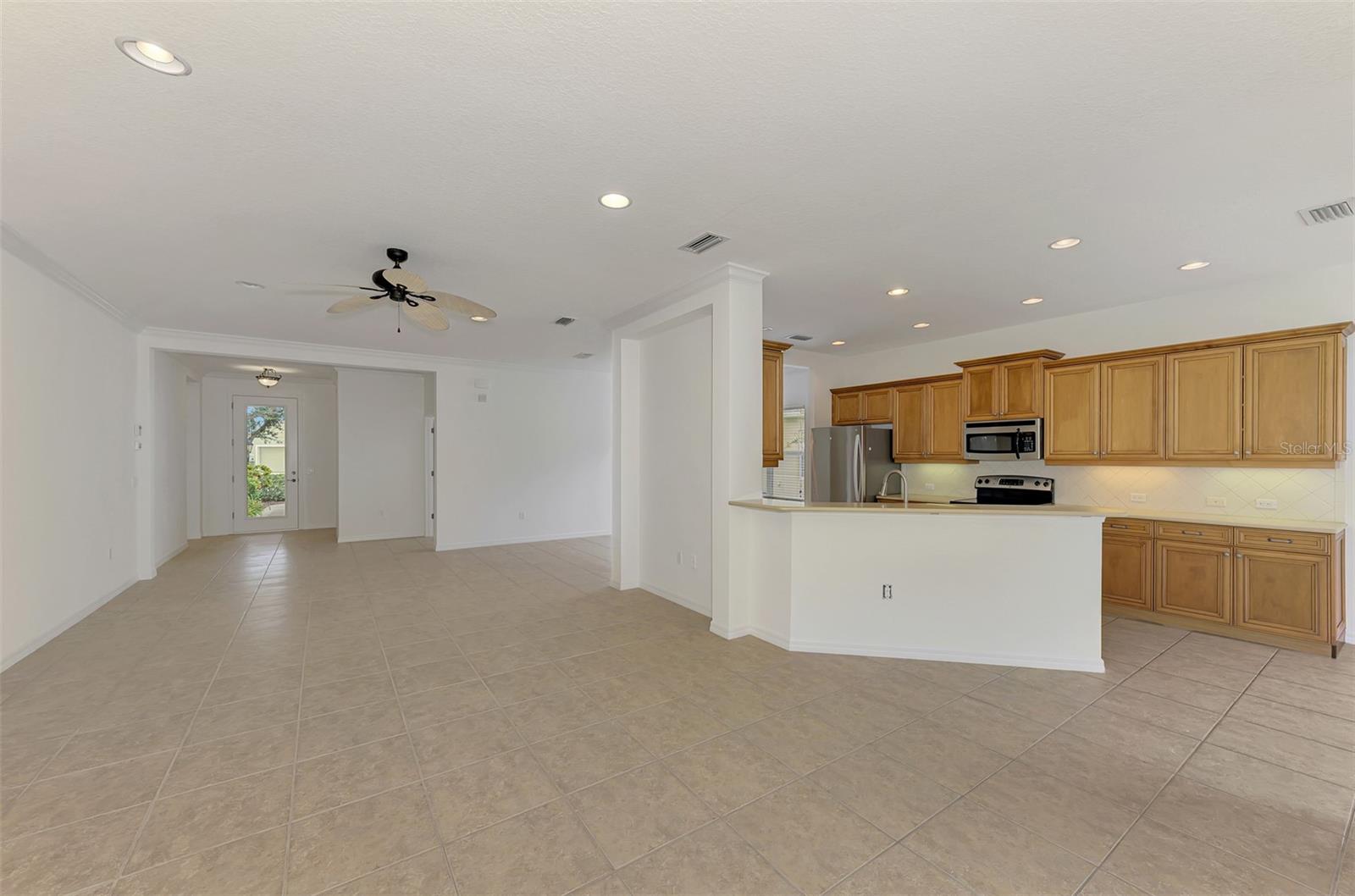 1434 BLUE HORIZON CIR