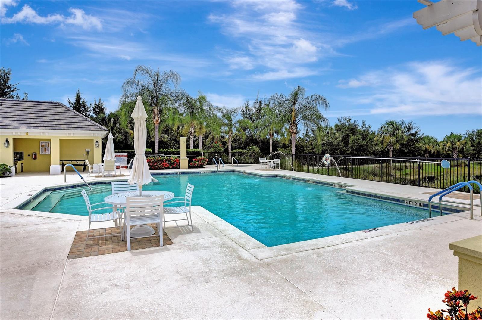 1434 BLUE HORIZON CIR