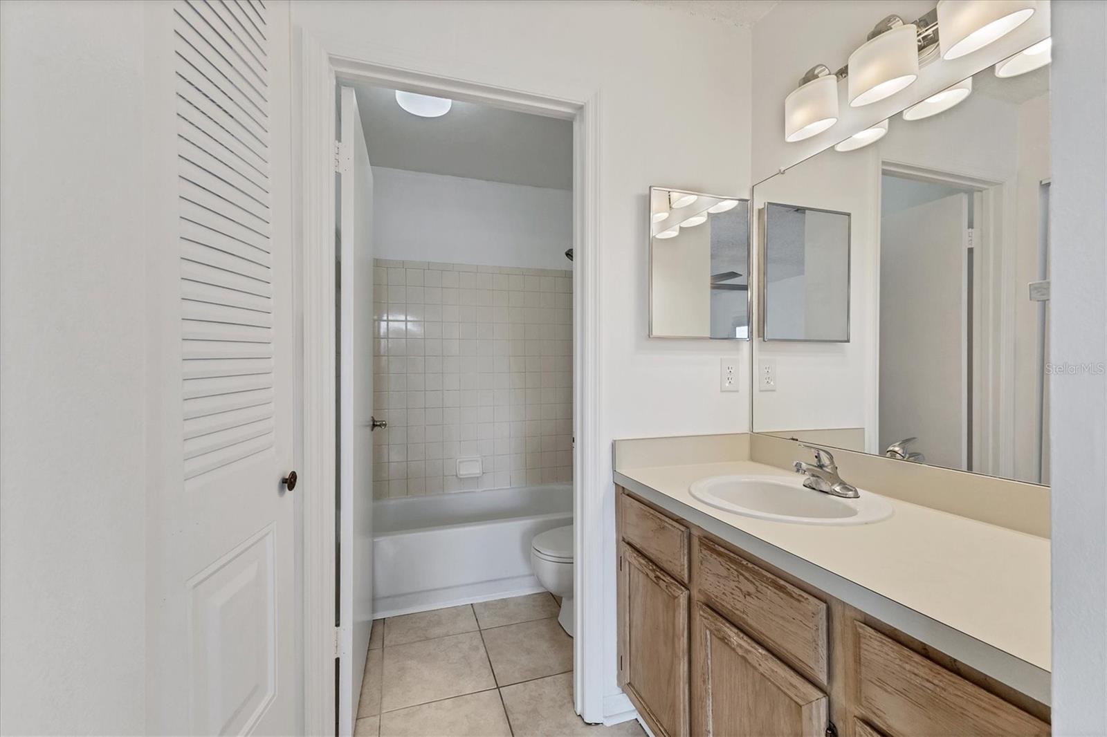 4029 CROCKERS LAKE BLVD #14