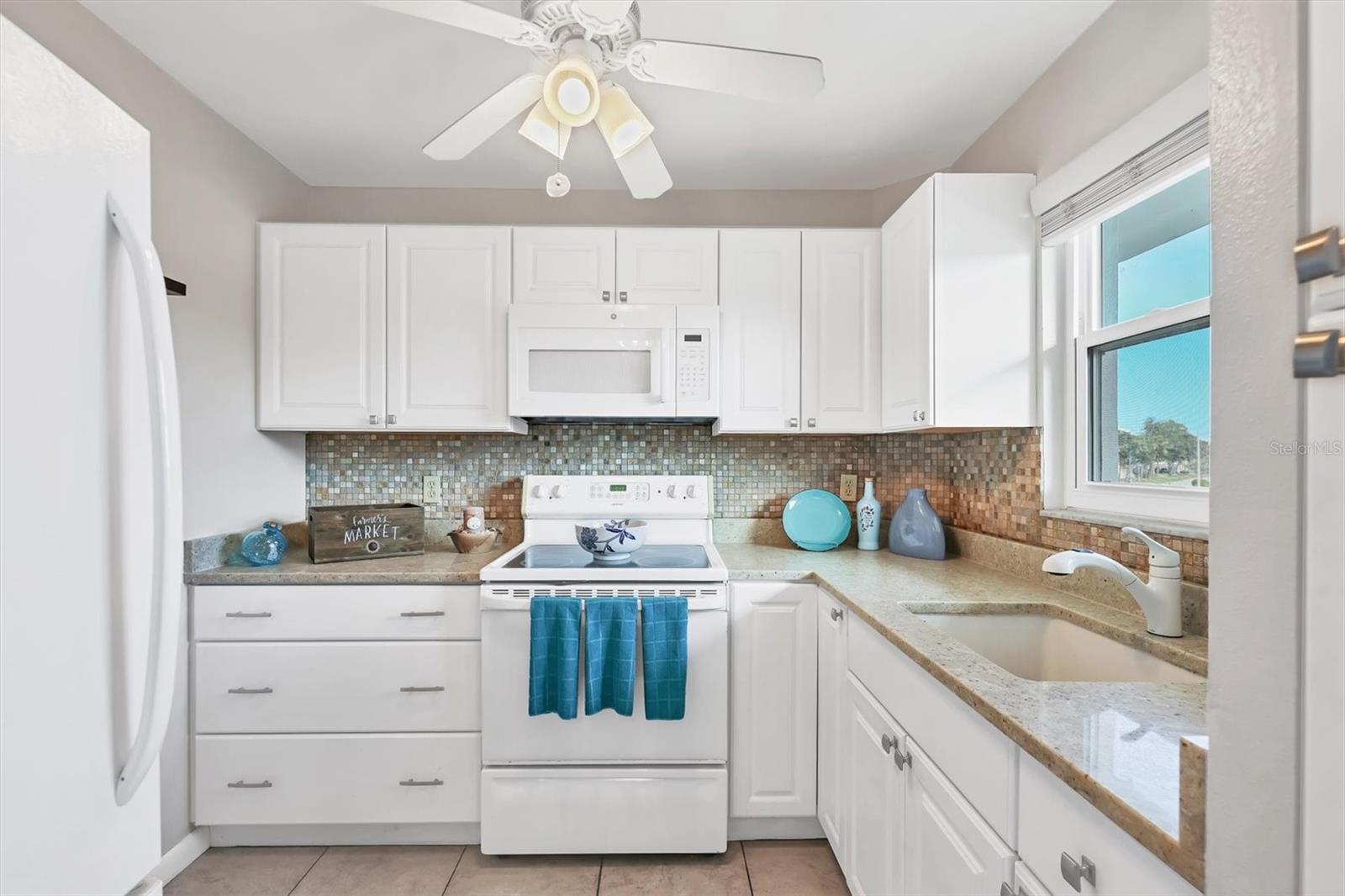 4440 IRONWOOD CIR #207D