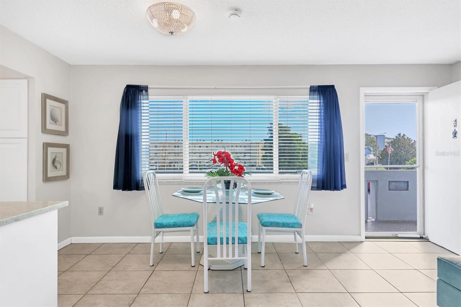 4440 IRONWOOD CIR #207D