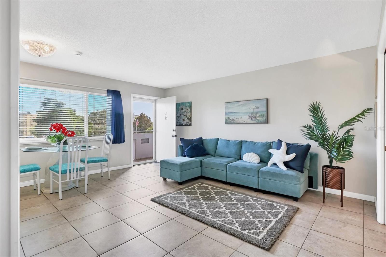 4440 IRONWOOD CIR #207D