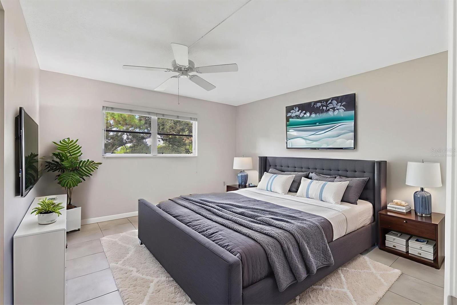 4440 IRONWOOD CIR #207D