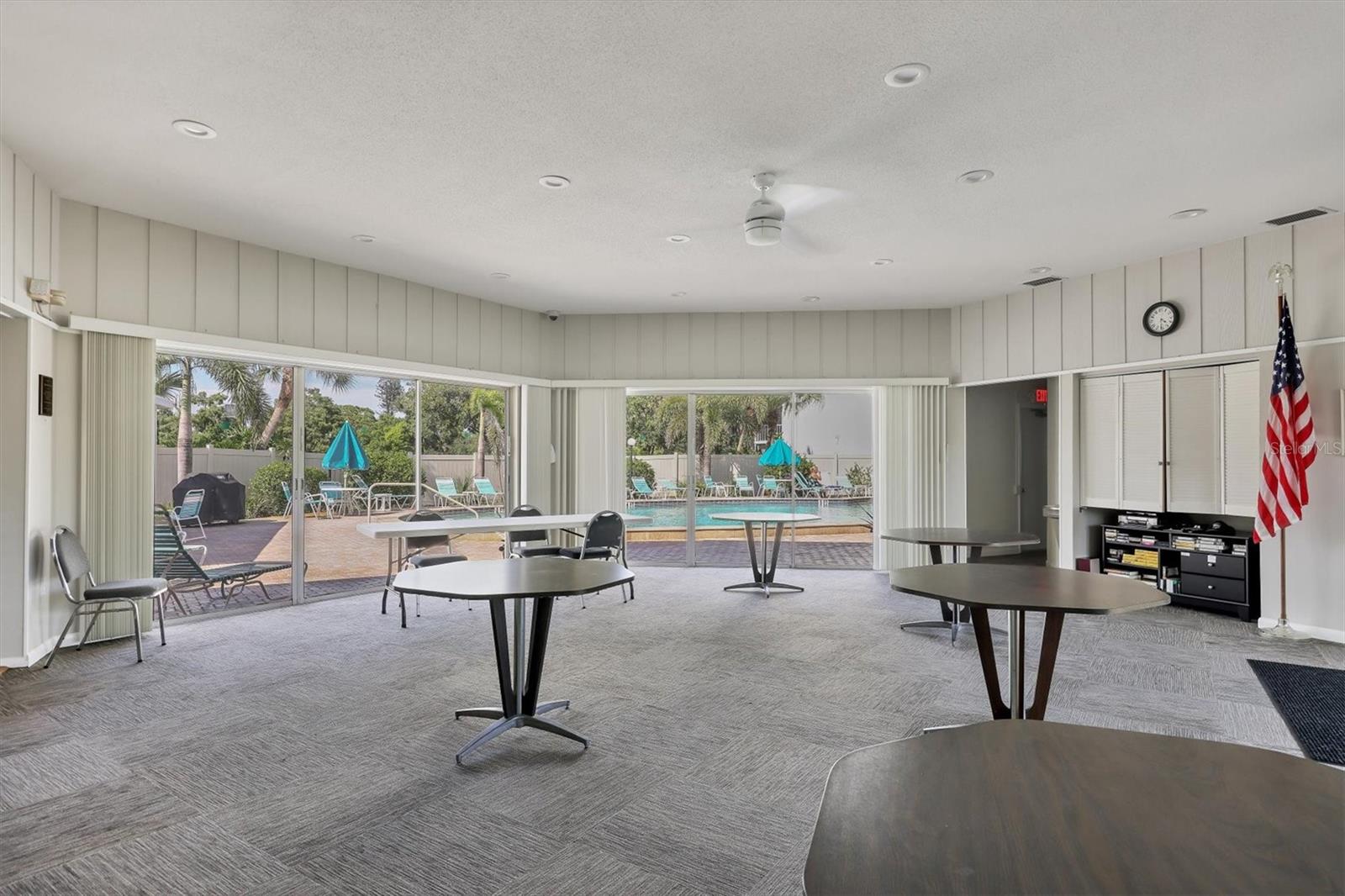 4440 IRONWOOD CIR #207D