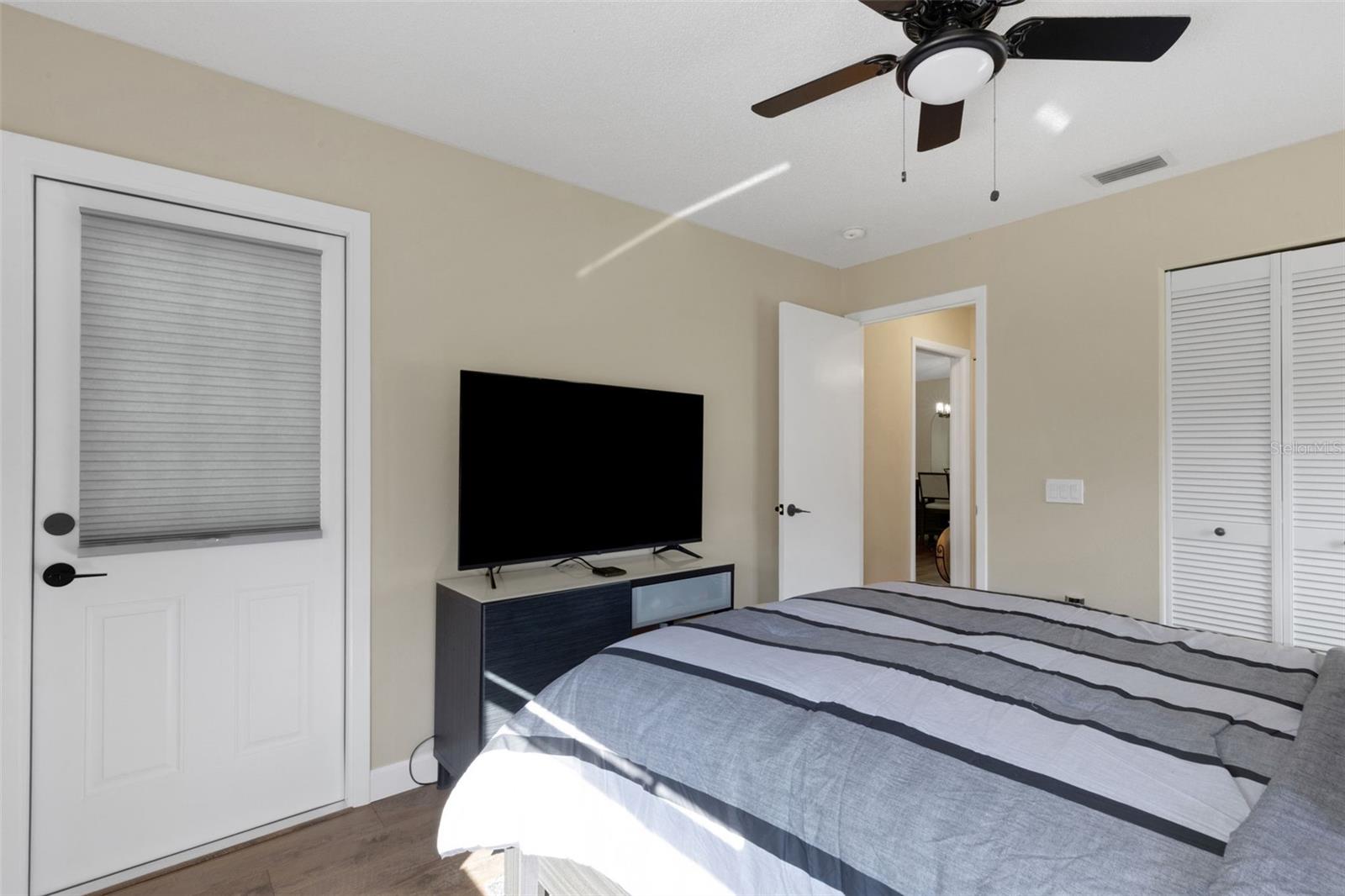 5621 GARDEN LAKES PALM