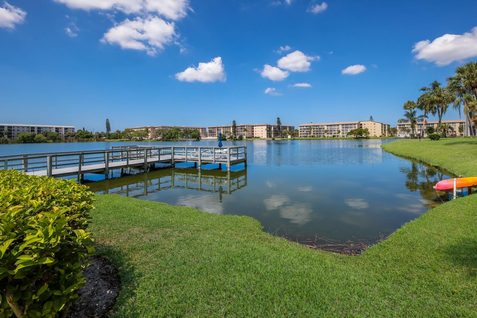 3272 LAKE BAYSHORE DR #515