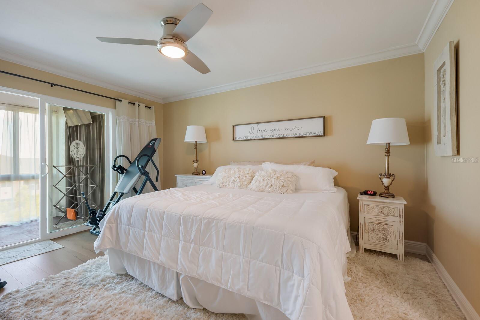 3272 LAKE BAYSHORE DR #515