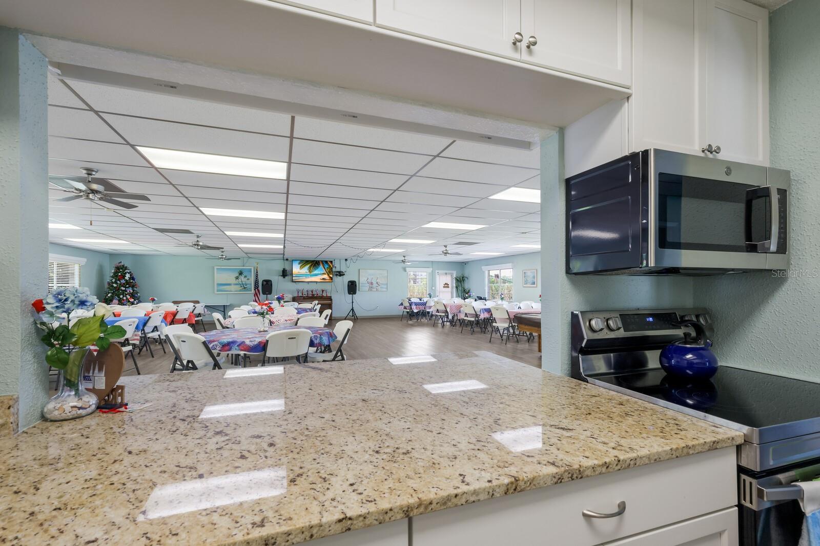 3272 LAKE BAYSHORE DR #515