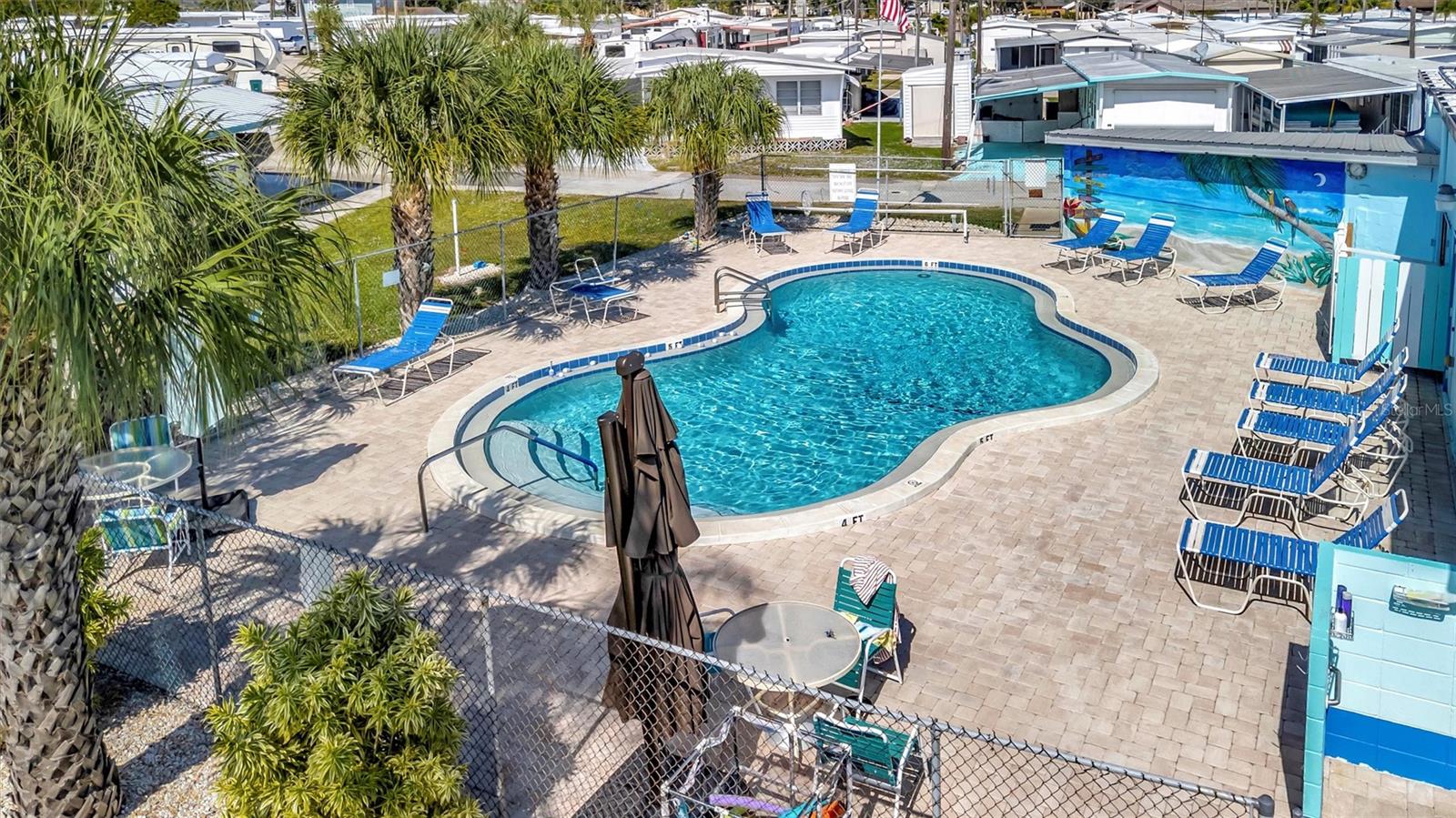 247 PALM LN
