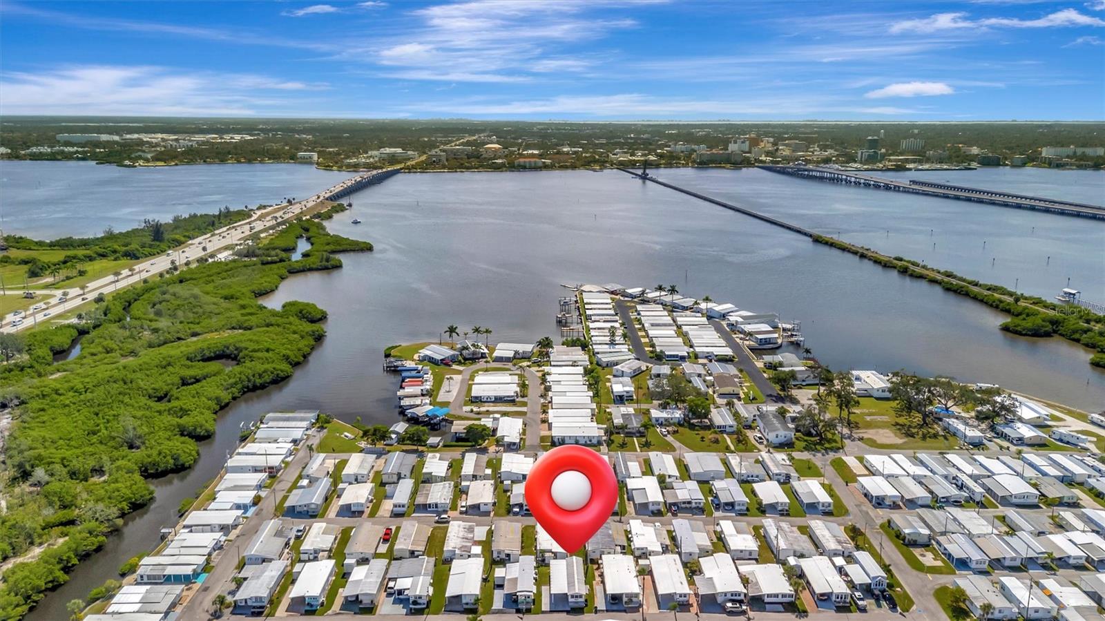 247 PALM LN