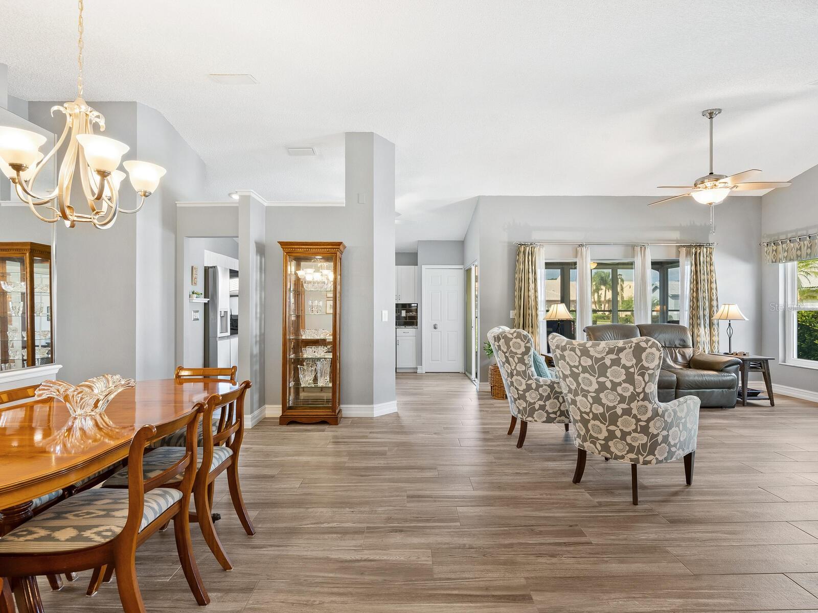 4124 ROSAS AVE #3081