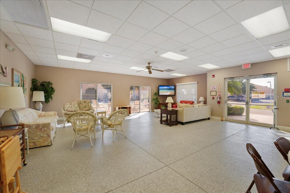 6128 7TH AVE W #6128