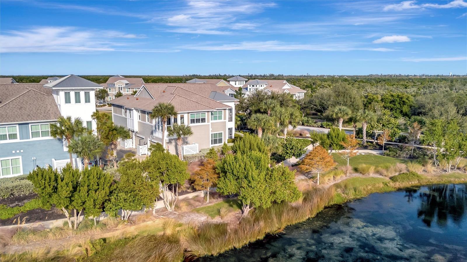 246 SAPPHIRE LAKE DR #201