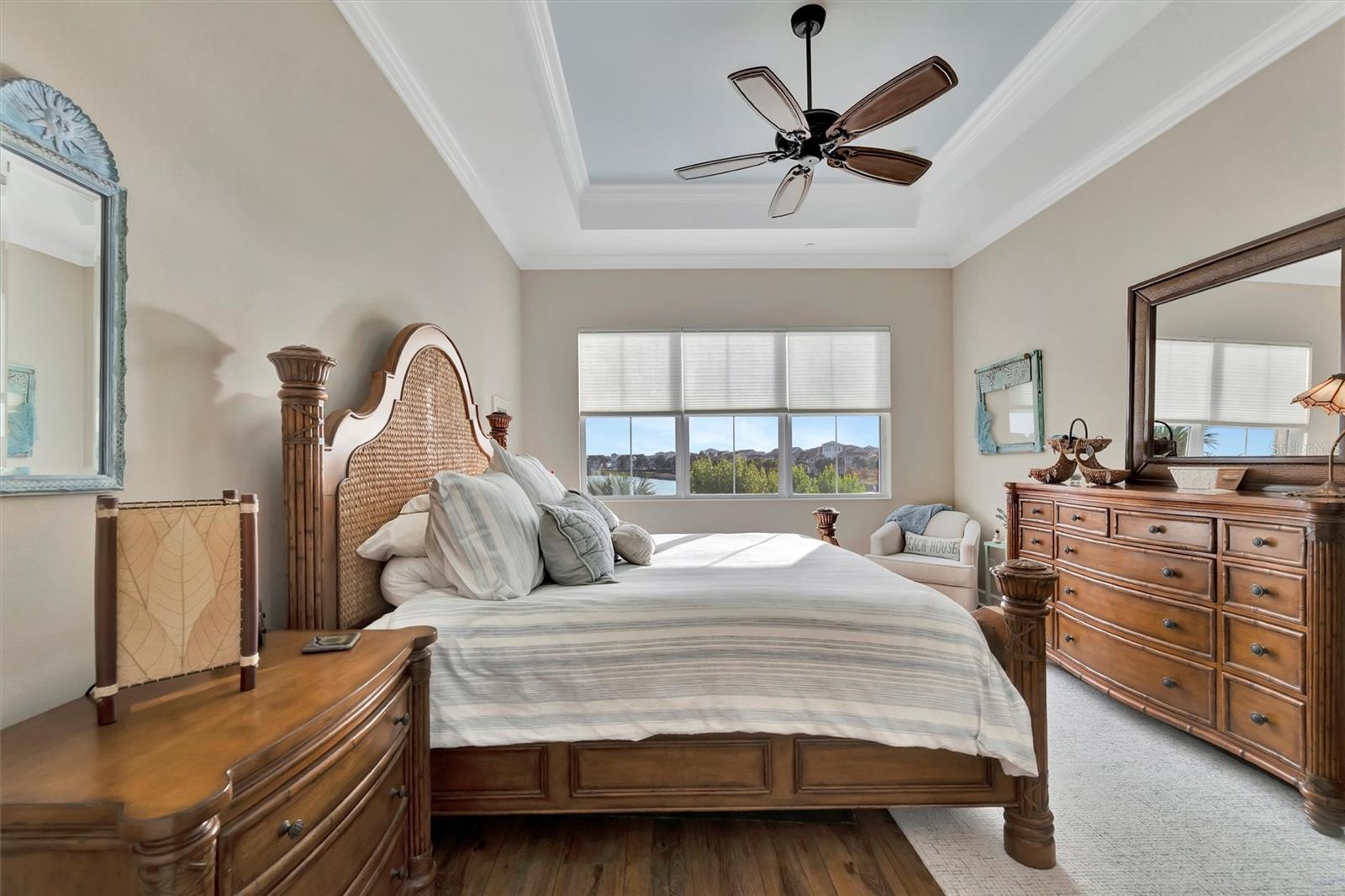 246 SAPPHIRE LAKE DR #201