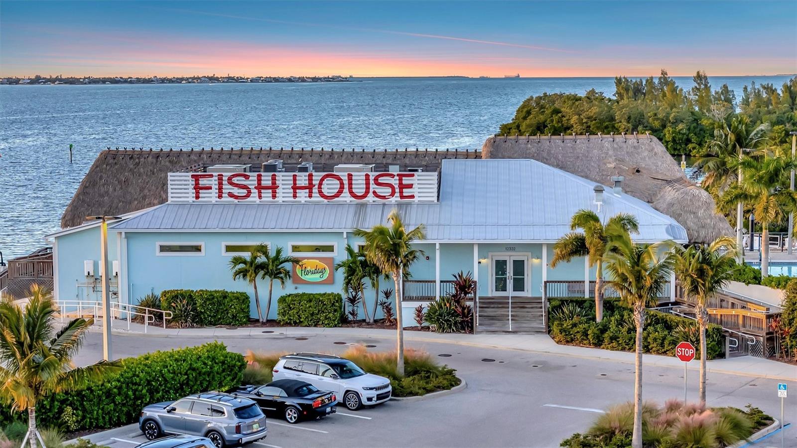 246 SAPPHIRE LAKE DR #201