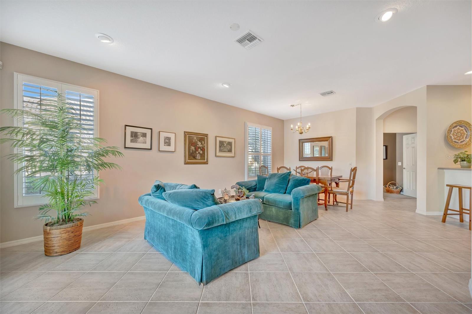 4265 CASCADE FALLS DR