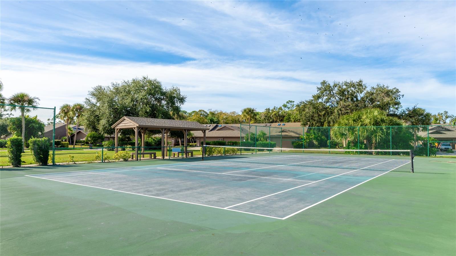 7106 SAINT ANDREWS LN