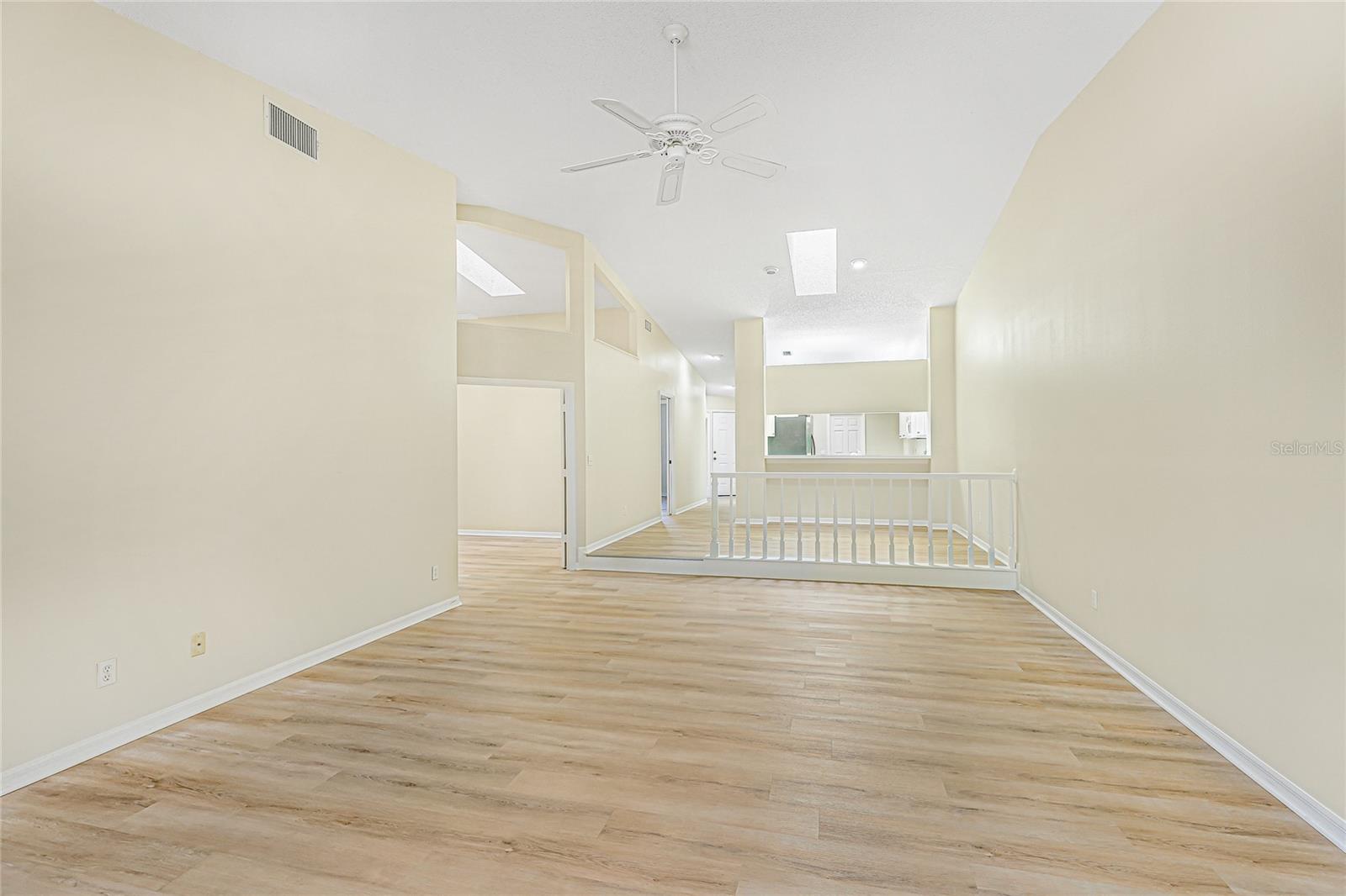 7106 SAINT ANDREWS LN