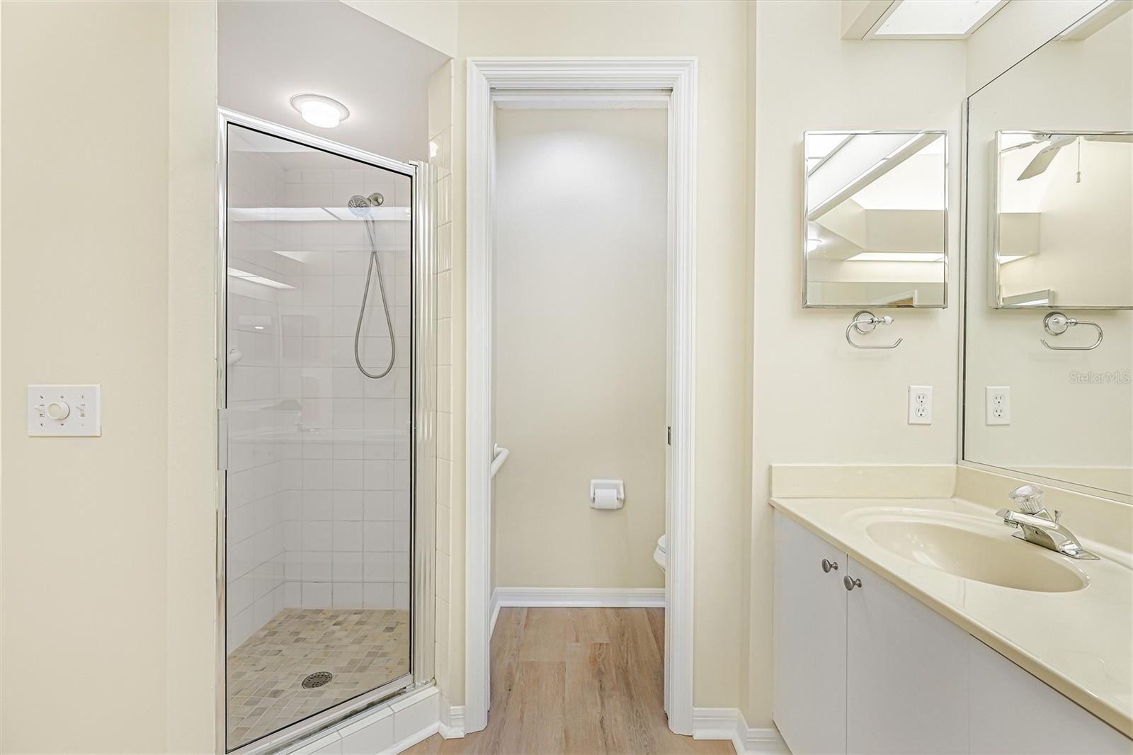 7106 SAINT ANDREWS LN