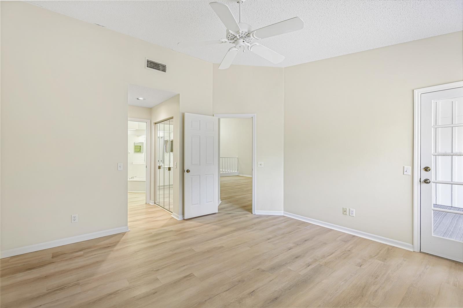 7106 SAINT ANDREWS LN