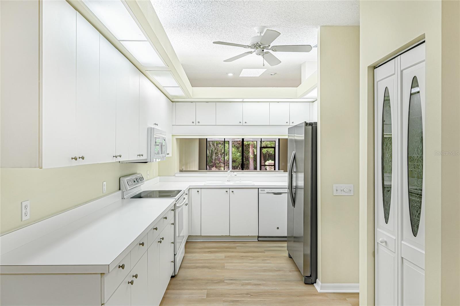 7106 SAINT ANDREWS LN