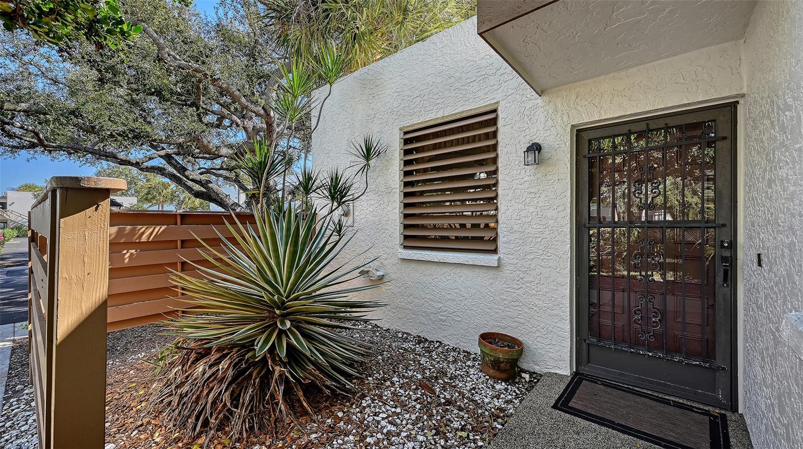 101 TIDEWATER DR #101