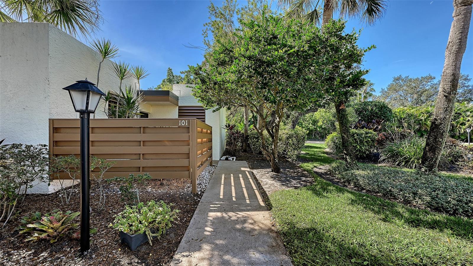 101 TIDEWATER DR #101