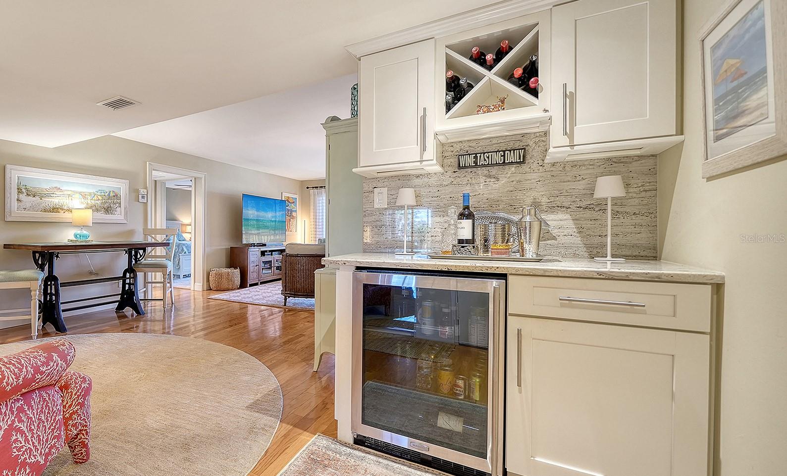 6124 43RD ST W #208A