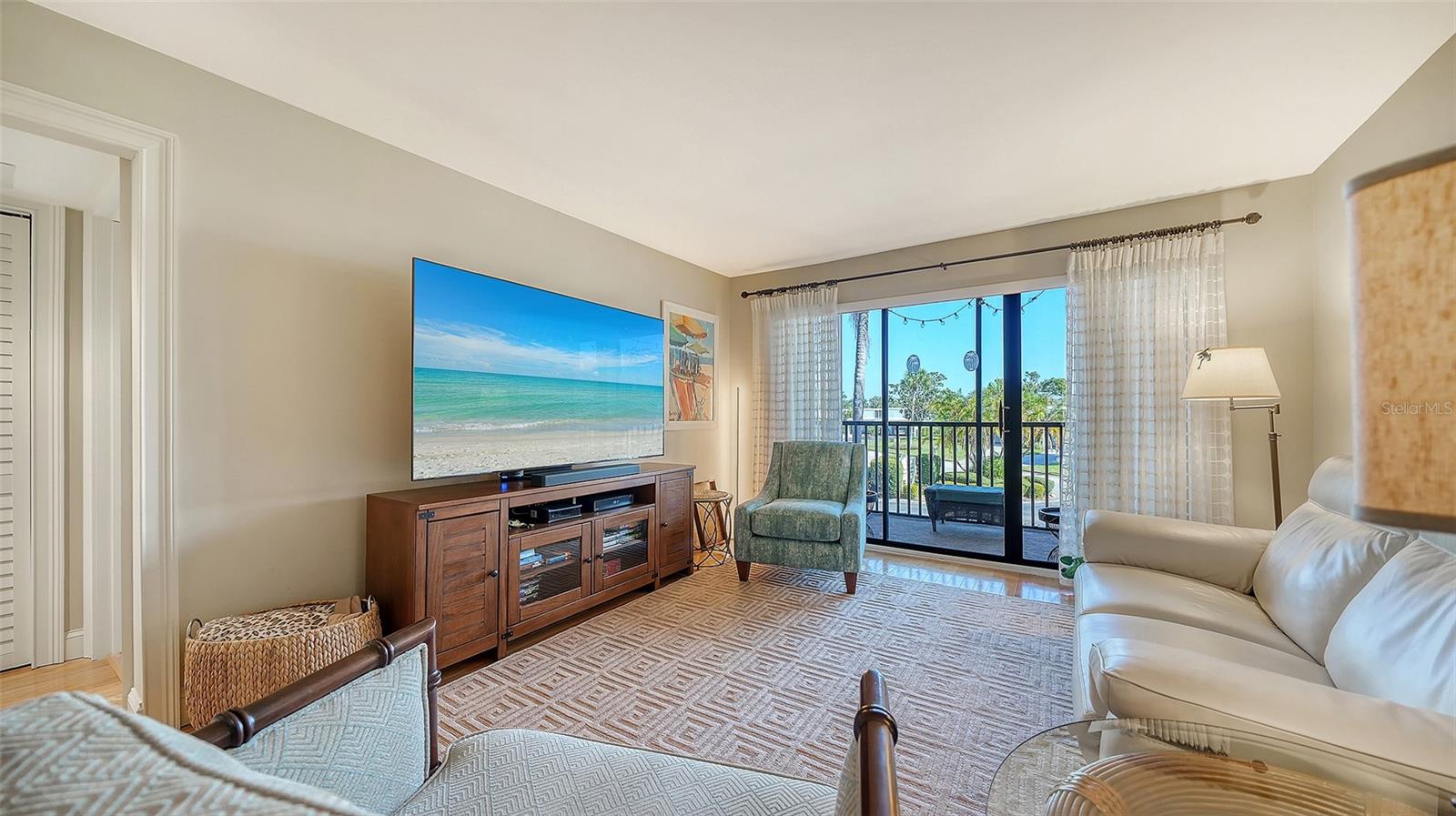 6124 43RD ST W #208A