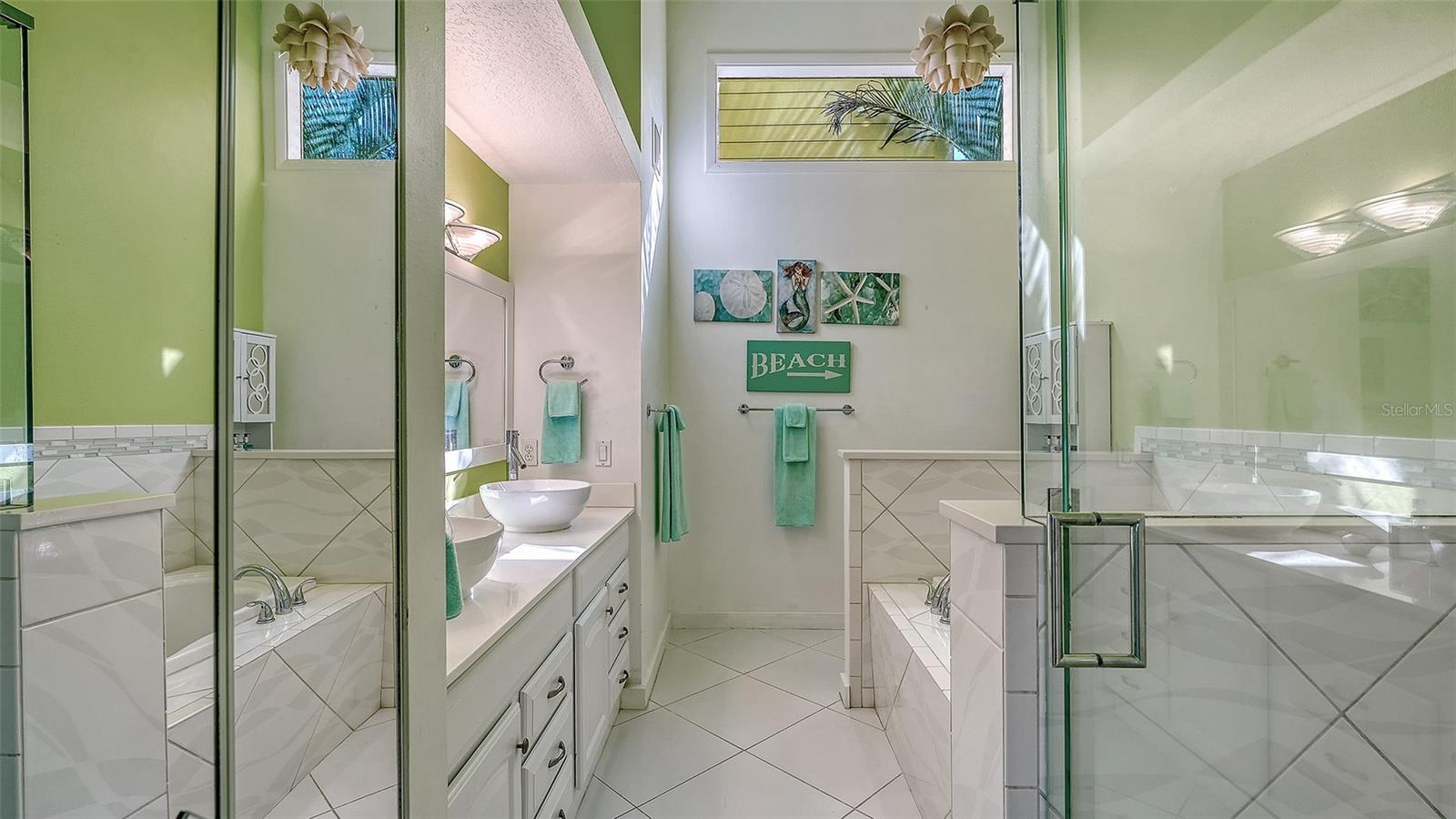 7833 ONTARIO STREET CIR