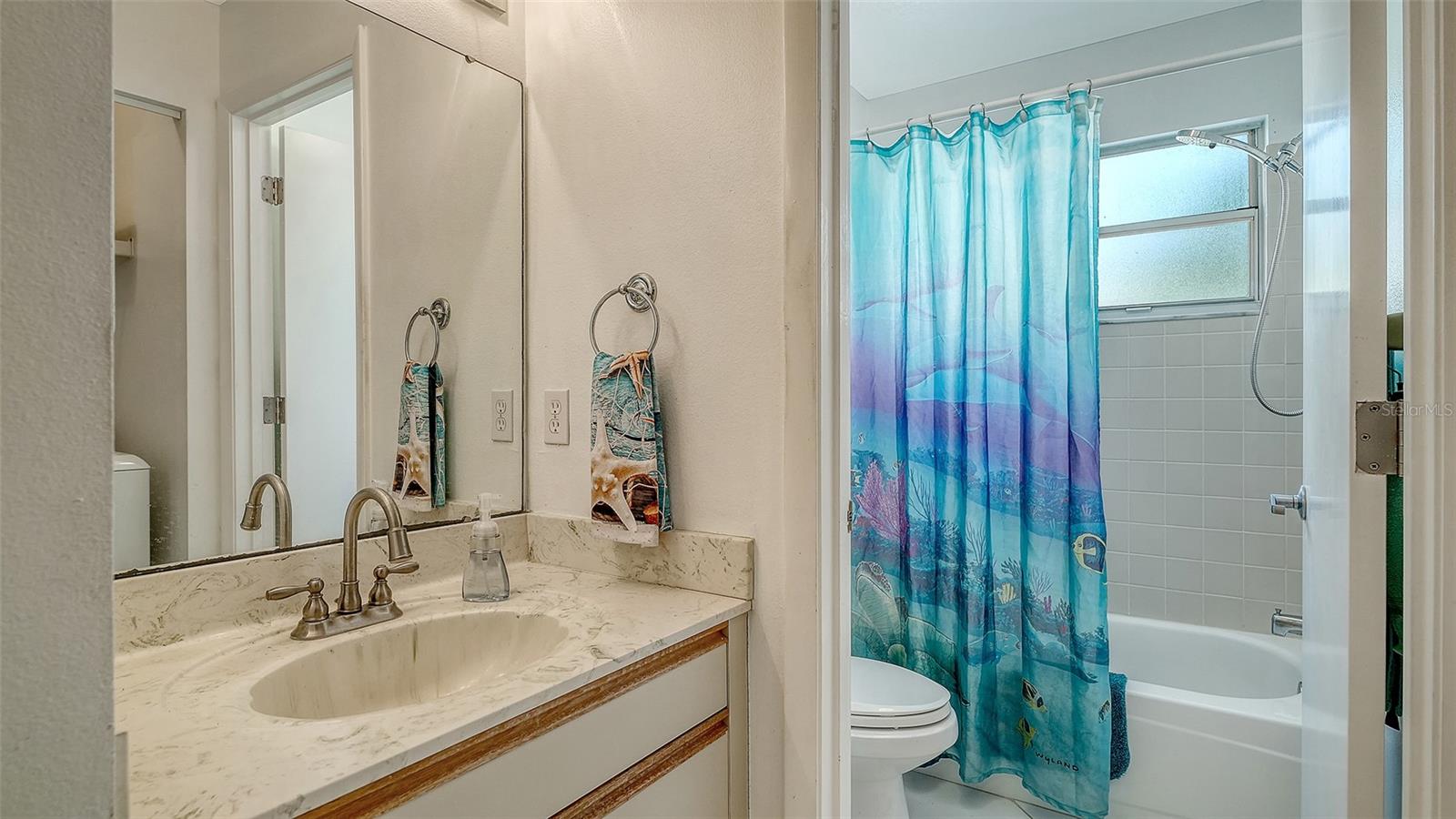 7833 ONTARIO STREET CIR