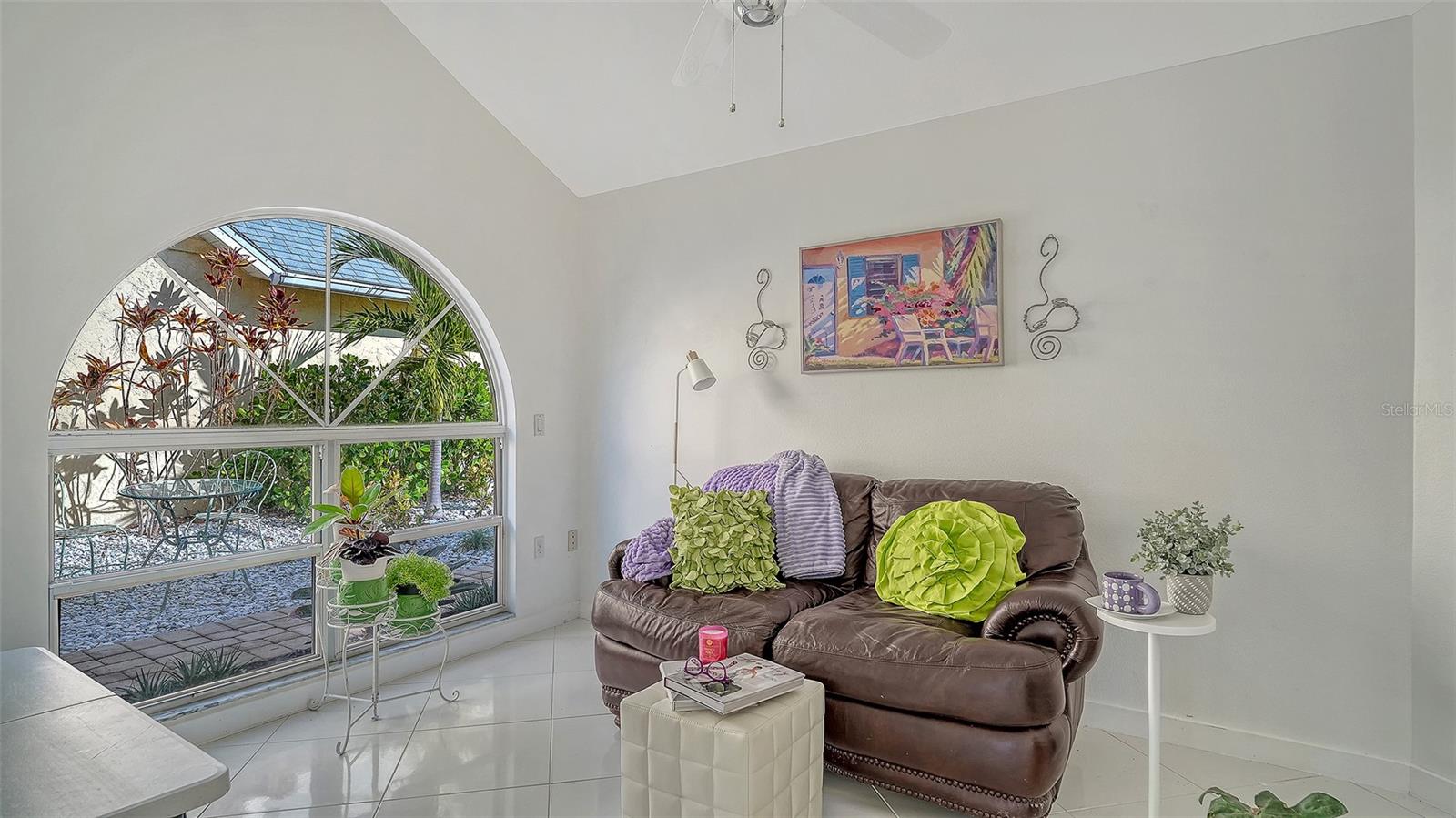 7833 ONTARIO STREET CIR