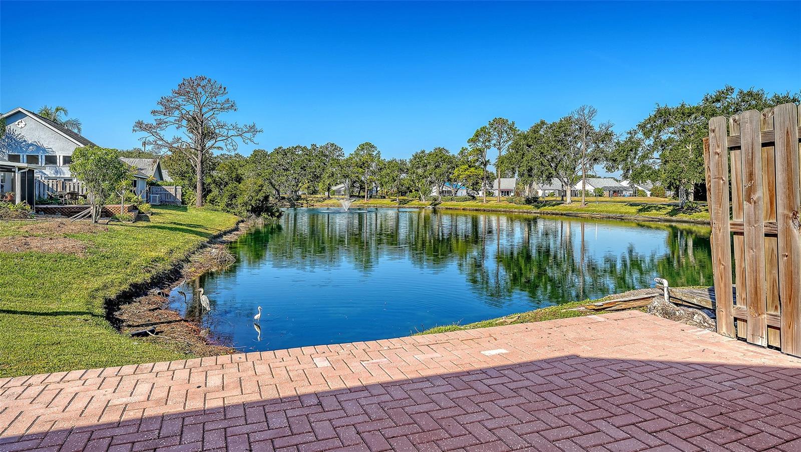 7833 ONTARIO STREET CIR