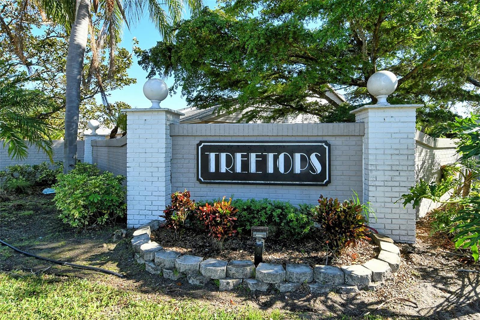 7833 ONTARIO STREET CIR