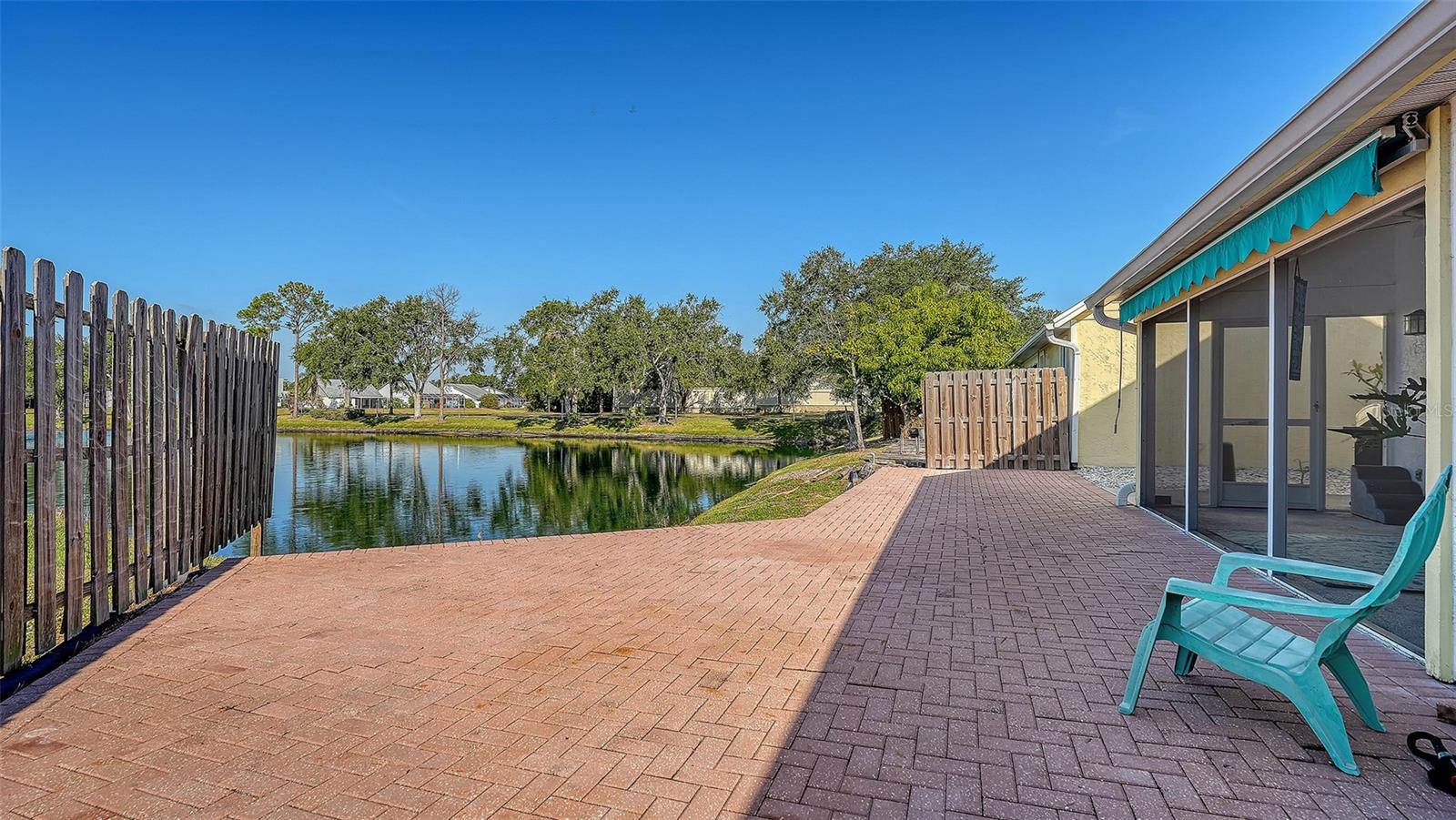 7833 ONTARIO STREET CIR