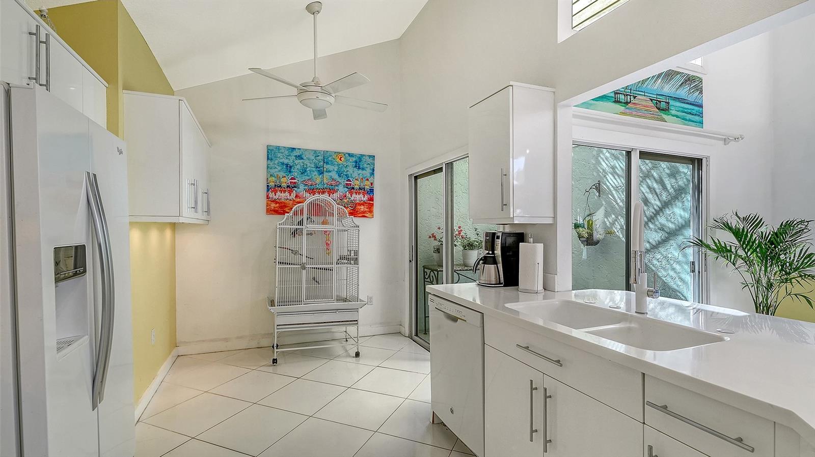 7833 ONTARIO STREET CIR