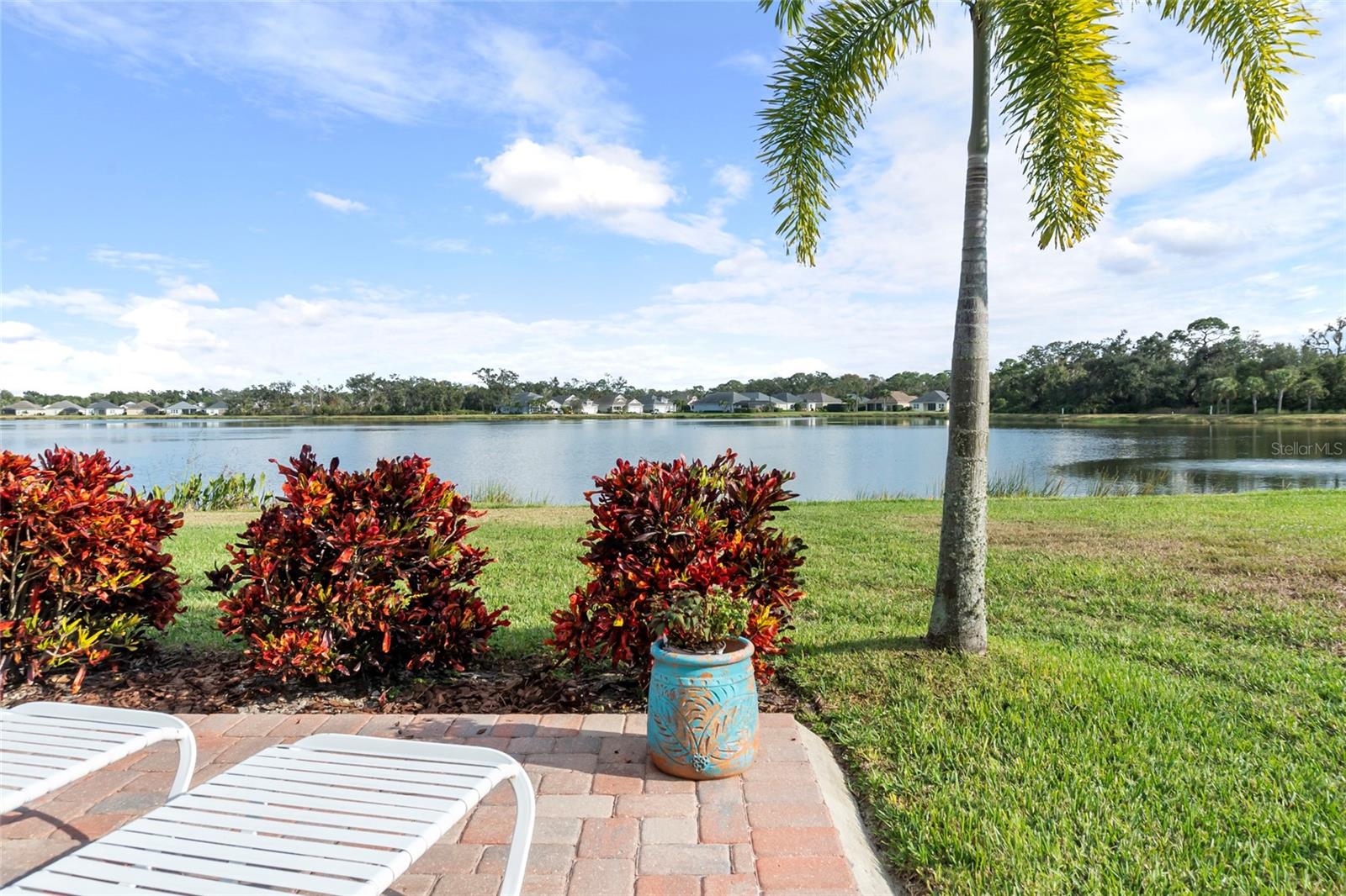 7739 RIDGELAKE CIR